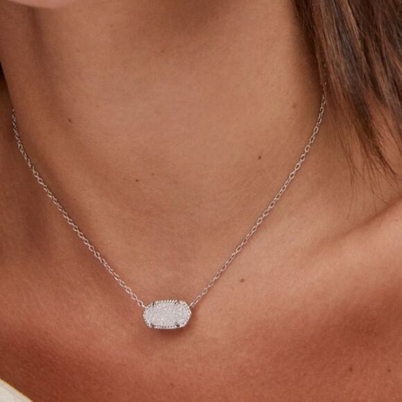 NWT Kendra Scott Elisa Necklace - Picture 4 of 5